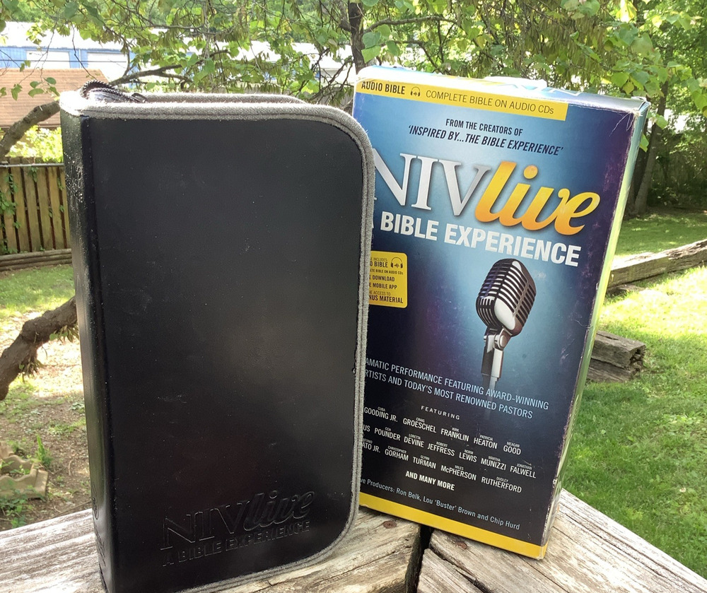 NIV Live A Bible Experience Audio Complete Bible 79 CD Set Box Case Zondervan